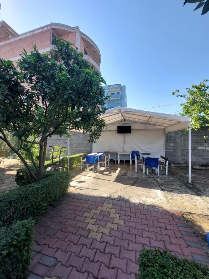 Vila Flamuri Golem  Exteriör bild